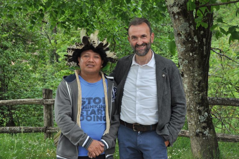 Adriano Karipuna in visita nel Parco Nazionale delle Foreste Casentinesi